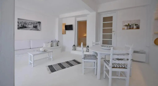 Апартаменты Fully renovated apartment in the heart of Ioulida on the island of Kea
