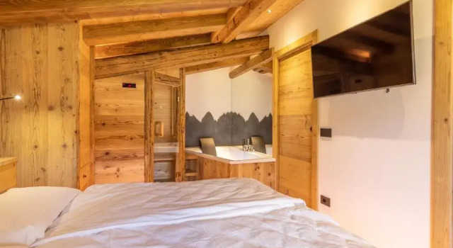 Lino Deluxe Suite, Prenota Hotel Hotel a Veneto con parcheggio, Parcheggio