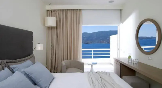 Двухместный номер Deluxe с балконом и с красивым видом из окна Sirene Blue Luxury Beach Resort