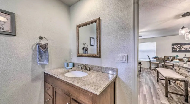 Коттедж Pet-friendly Ruidoso Home w/ Deck & Forest Views!