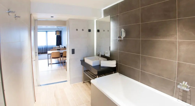 Двухместный полулюкс Original Sokos Hotel Alexandra Jyväskylä