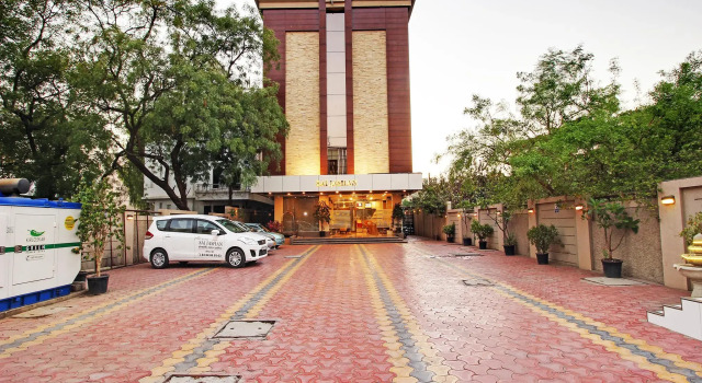 Номер Standard Hotel Sai Jashan Shirdi - Where blessings & comfort meet