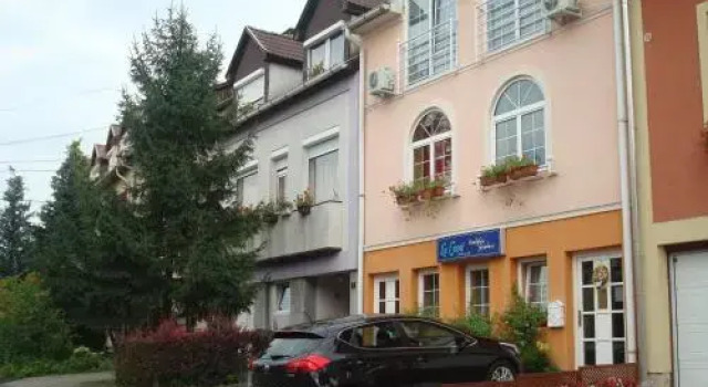 La Casa Vendégház