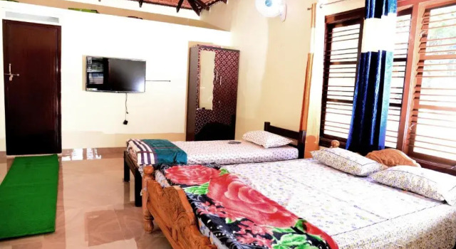 BlueMoon Homestay - Near to falls & Trekking, Rezerwuj Hotel Mudigere Bangalore