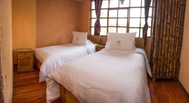 Hotel Flores, Boek Hotel Otavalo Imbabura