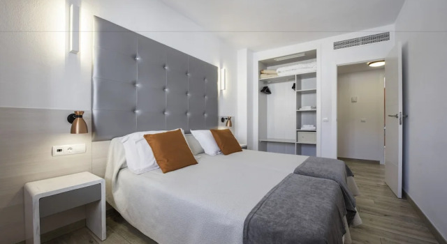 Апартаменты c 1 комнатой с балконом Oasis Sa Tanca Apartments by Typic Hotels