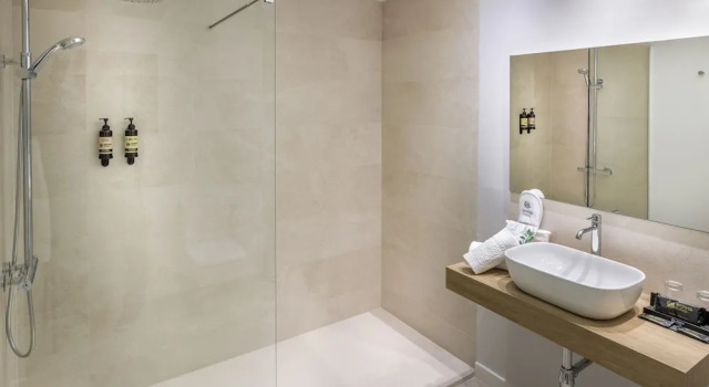 Двухместный номер Las Ramblas View Deluxe Hotel SERHS Rivoli Rambla