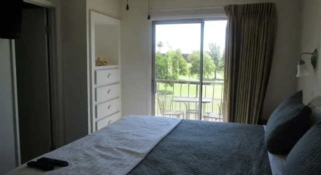 Park Suites at 238 - One Bedroom Apartment, Забронировать Апартаменты/квартира Апартаменты Пруда в Темпе, рядом с Vista Del Camino Park, Апартаменты/квартира
