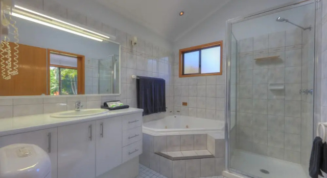 Вилла Deluxe BIG4 Tasman Holiday Parks - South Mission Beach