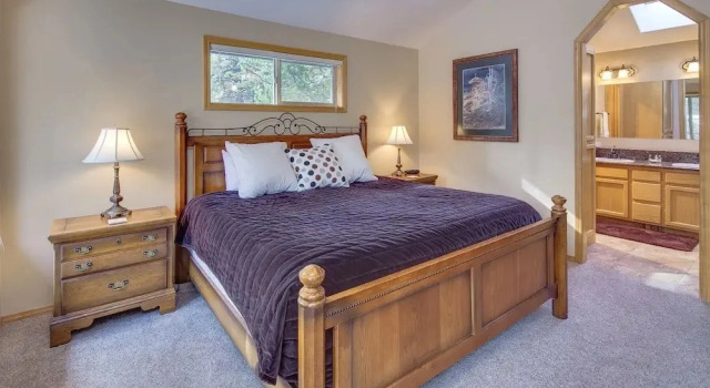Lark 4 2 Bedroom Home, Book Feriehus Sommerhuse i Sunriver, Hytte