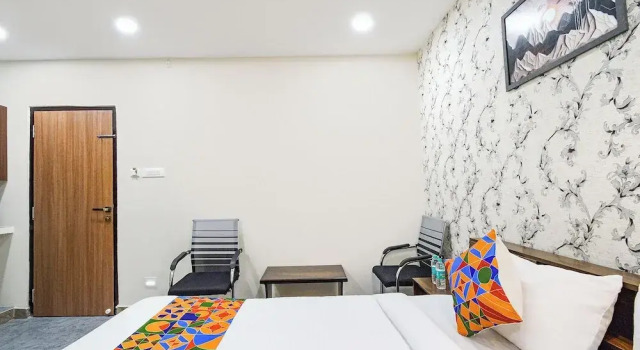 Люкс Luxury Fabhotel Elite Inn