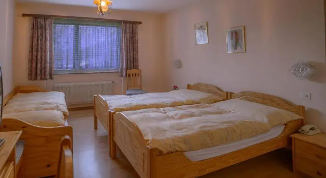 Трёхместный номер Standard Hotel Olympia