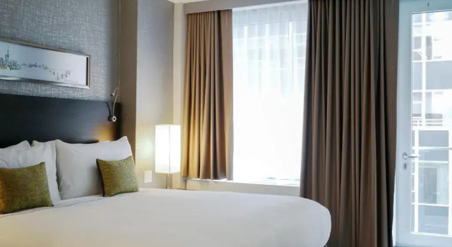 Двухместный номер Deluxe с балконом The Bernic Hotel New York City,Tapestry Collection by Hilton