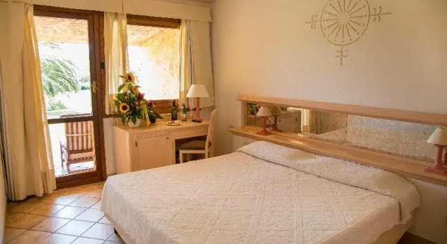Трёхместный семейный номер Standard Мансарда SantElmo Beach Hotel