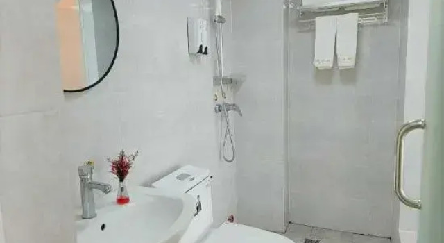 Huaqianshu Youth Hotel (Guilin Liangjiang International Airport Branch), Prenota Hotel Guilin Guangxi Zhuang Autonomous Region