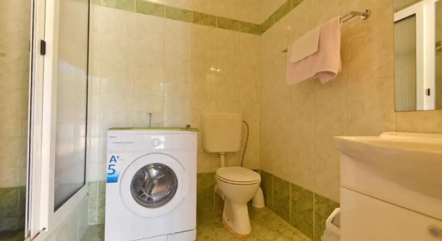 Апартаменты с 2 комнатами с балконом и с видом на море Riva1 Apartments and Rooms