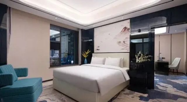 Люкс с красивым видом из окна Mengzi Hetai Hotel (Nanhu Park)