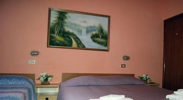 Villa Ombrosa, Забронировать Отель Сан Джулиано Римини