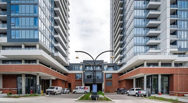 Modern High-rise 24th Floor Condo w Private Patio, Réserver Appartement Kitchener 