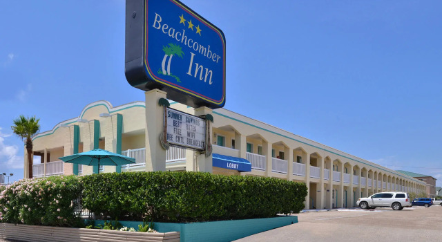 Motel 6 Galveston, TX - Beach/Seawall