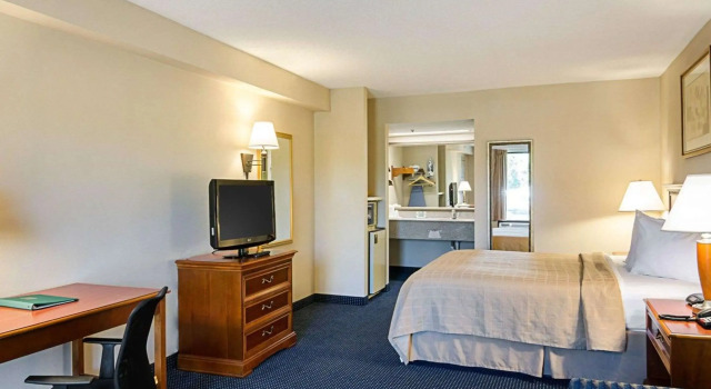 Двухместный номер Standard Quality Inn Troutville - Roanoke North