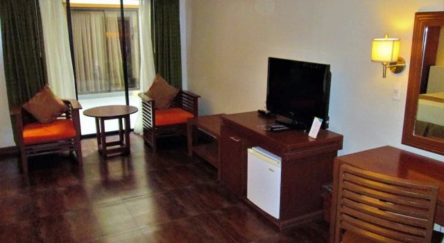Полулюкс Chali Beach Resort and Conference Center