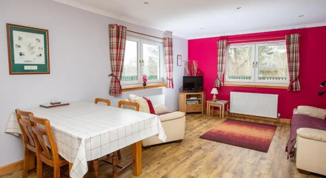 Коттедж с 2 комнатами Ornum Cottage