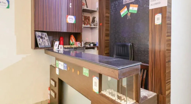 OYO 8441 City Edge, Забронировать Отель Отели Chandigarh Region с завтраком, Завтраки