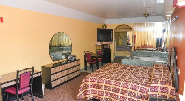 Scottish Inns  Suites IAH Airport South, Book Hotel Houston Houston