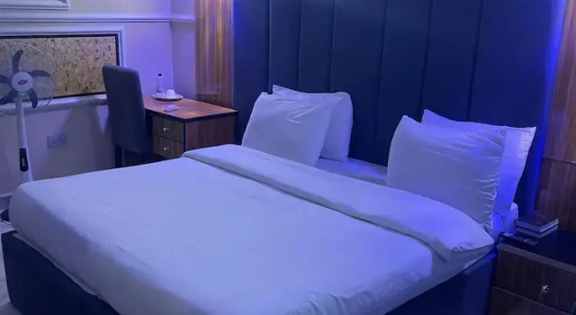 De Ross Hotel & Suites, Varaa Hotelli Uyo Aqua-Ibom