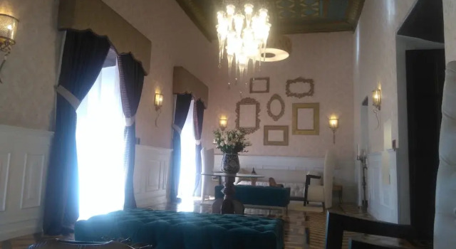 Felicia Hotel & Suites
