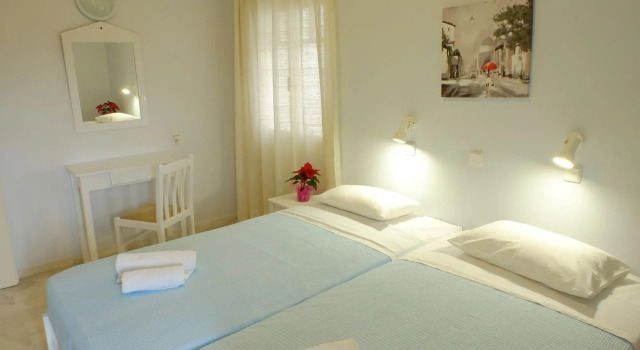 Dialinas Apartments