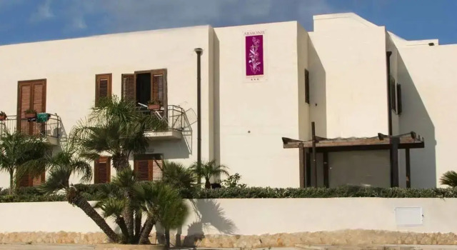 B&B Armonie, Book Bed and Breakfast Hotels in Sicily with Parking, Parking