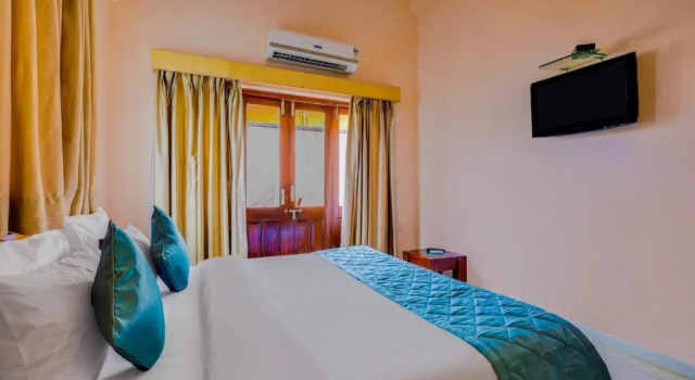 Pleasing 3 Bedroom Villa With Pool, Prenota Villa Nerul 