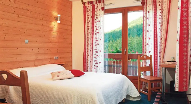 Двухместный номер Standard Logis Hôtel Le Vétiné