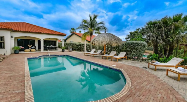 NEW Gorgeous Listing With Hot Tub& Golf Course View! in Tierra del Sol!