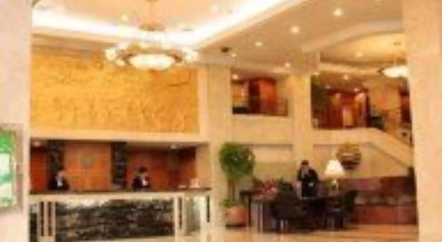 Qingdao Oceanwide Elite Hotel, Reservar Hotel Hotéis em Qingdao com estacionamento, Estacionamento