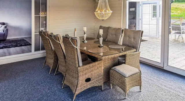 Gorgeous Home In Valdemarsvik With Wifi, Book Hotel  