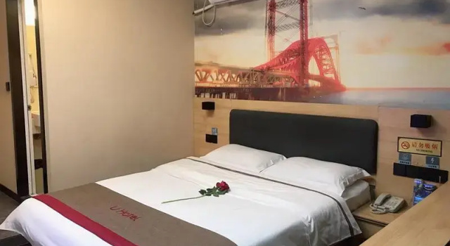 Двухместный номер Standard Thank Inn Hotel He'nan Zhengzhou Xinzheng City North China Road Xuanyuan Lake