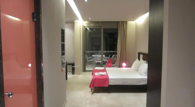 island, Book Hotel Hotels in Pefki with Parking, Parking