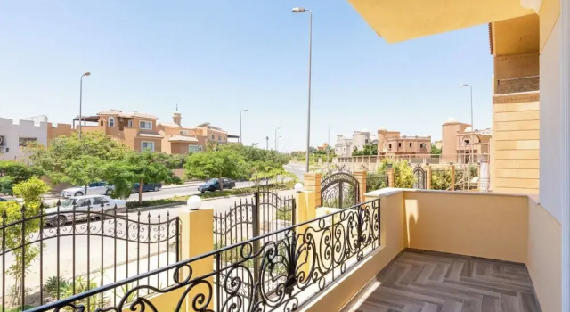 Апартаменты BirdNest Near Arkan Plaza