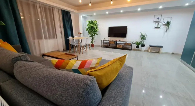 Zander Home Apartment