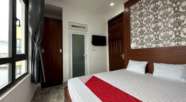 Двухместный номер Deluxe OYO 1204 Hoang Linh Hotel