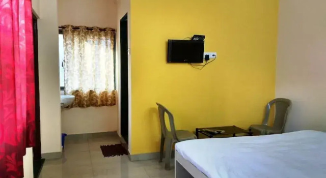 Center Point Residency