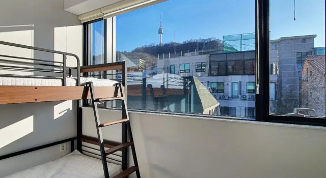 Семейный номер Standard YOLO Guesthouse