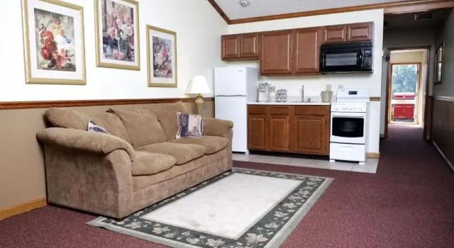 Люкс Deluxe Four Seasons Motel