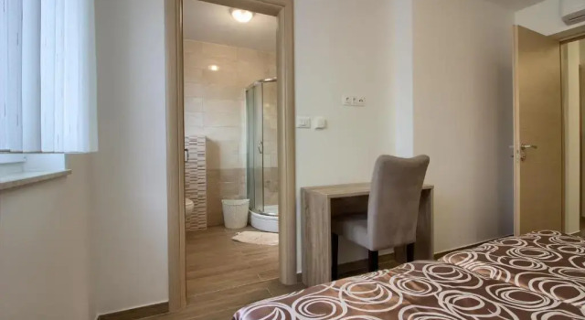 Luxury Villa Olivia with pool , 200m from the beach, Забронировать Вилла Коттеджи Баньоле, Коттедж
