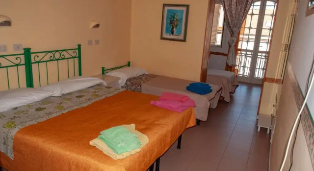 Четырёхместный номер Standard Hotel Villa Morgana