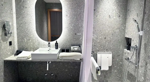 Двухместный номер Premium с балконом Hotel von Rotz