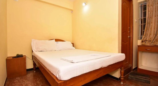 Hotel Royal Park, Забронировать Отель Отели Коимбатур 3 звезды, 3*